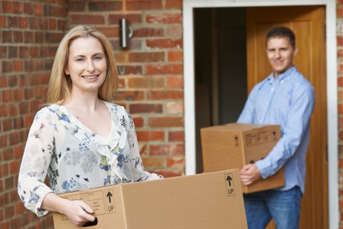 Removal truck hire service for West Kensington residential and commercial moves